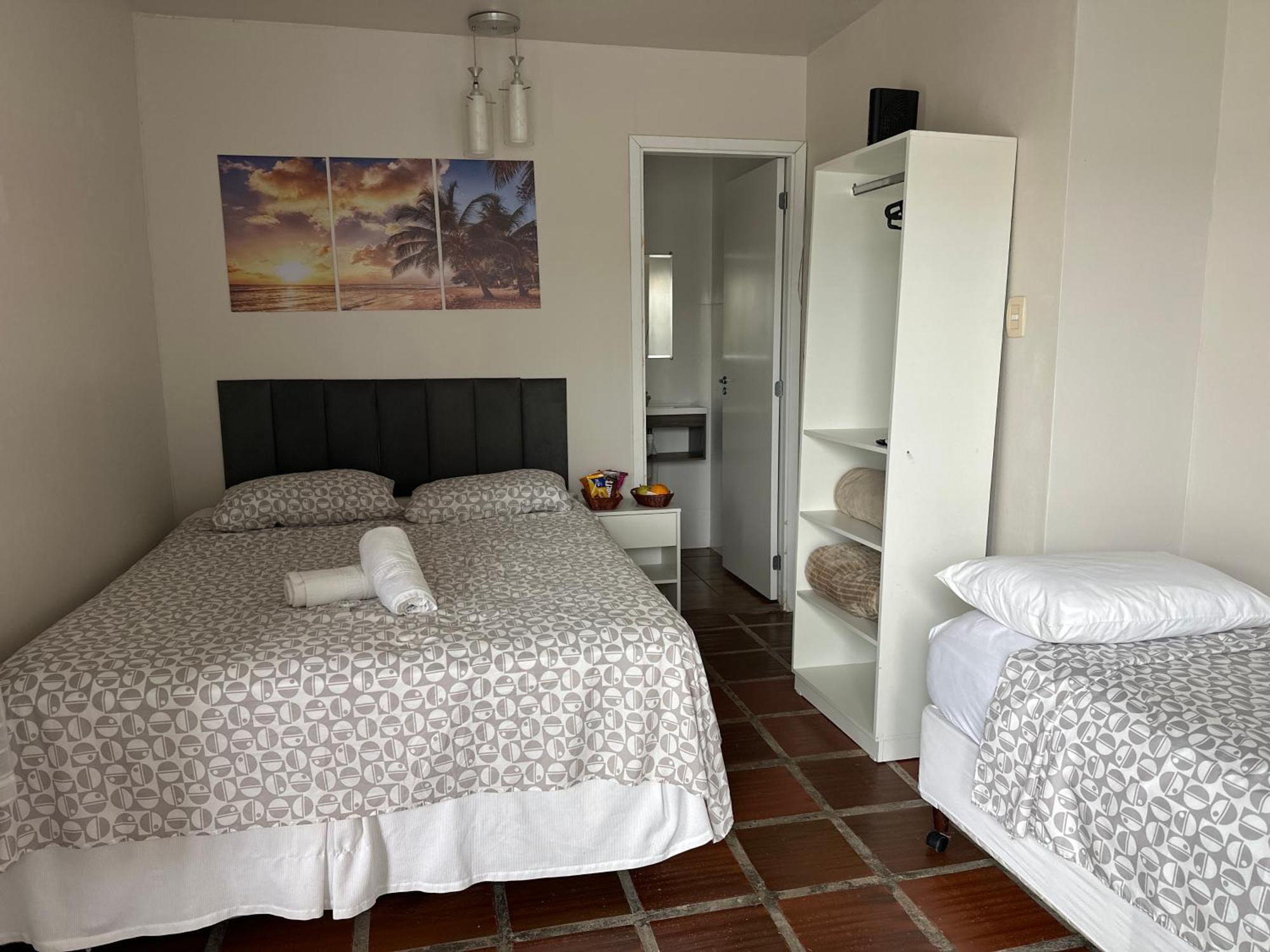 Family Room,1688880592:JPEG